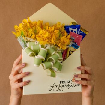 Carta Envelope "Feliz Aniversário" | Floricultura Recanto das Flores