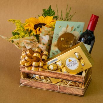 Box com Girassol, Vinho e Ferrero Rocher | Floricultura Recanto das Flores