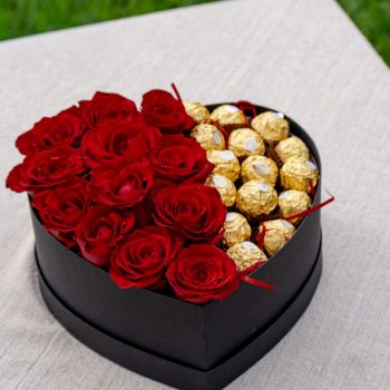 Box Coração com Rosas Vermelhas e Ferrero Rocher